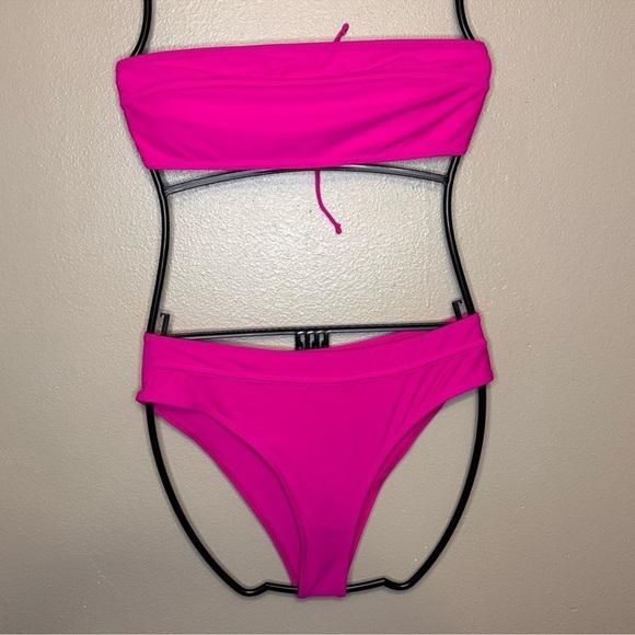 Lot of 3 Bikinis Size Medium - Picture 3 of 6
